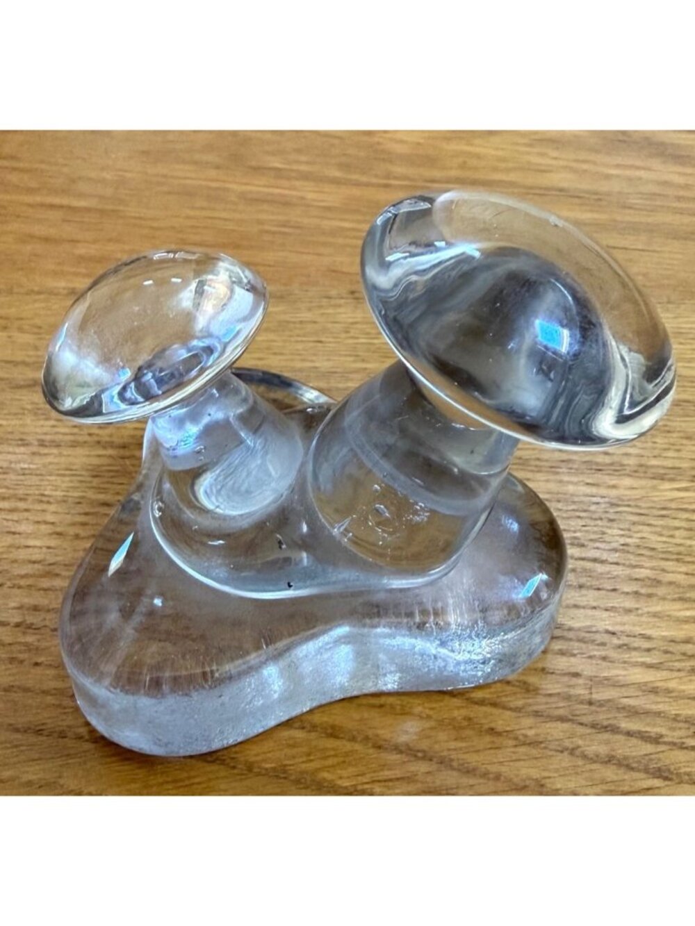 Clear Glass Mushroom Paperweight Sculpture Mushroom Design Art Glass Home Décor
